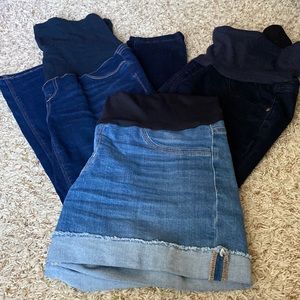 Maternity denim bundle. 2 skinny jeans and a pair of shorts.